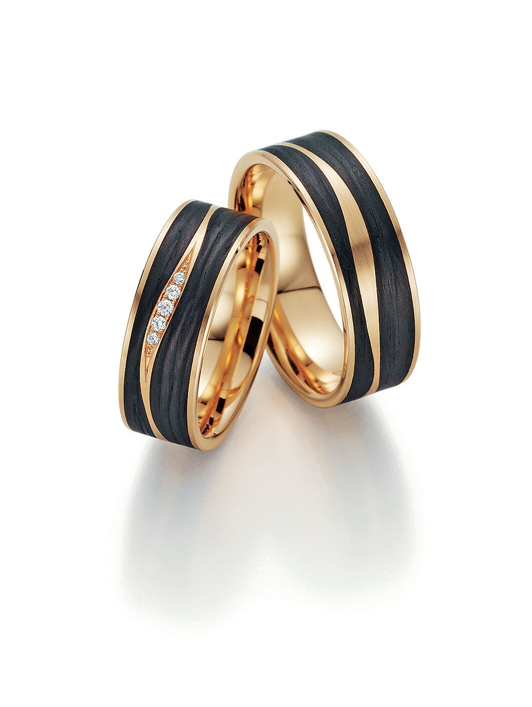 Fischer 14ct and Black Carbon Wedding Ring