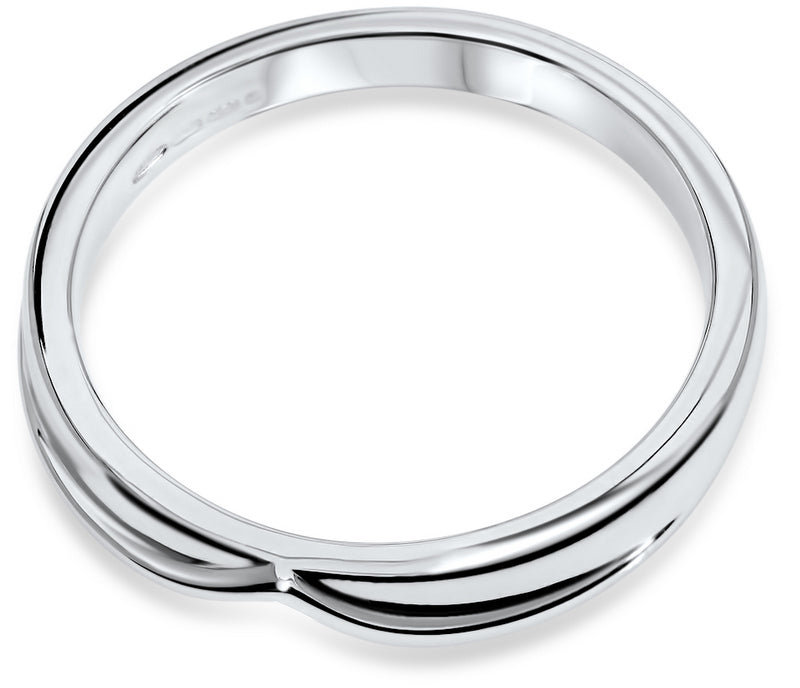 Ladies styled to fit wedding ring